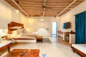 Dunes and You, Pushkar - A Luxury Pool Villas Retreat - Værelse