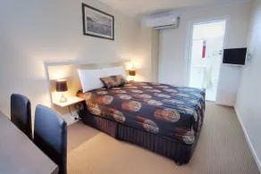 High Street Motor Inn & Steakhouse - Zimmer