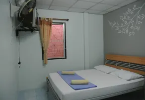 Phang Nga Guesthouse - Zimmer
