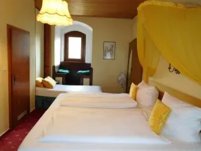Kranenturm hotel - Rum