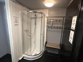 Digz Hotel - Bathroom