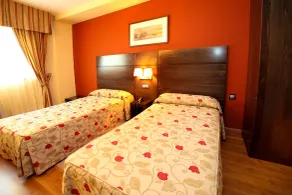 Hotel Condes De Lemos España - Habitación