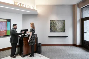 River Hotel - Recepción