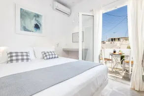 Pelican Paros - Rom