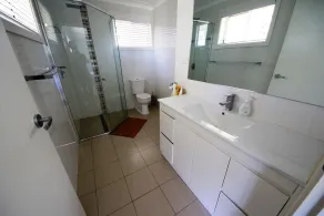 Briney Mia at Hat Head - Bathroom