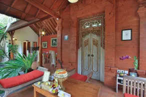 Tebesaya Cottage by GenuineHost - Reception