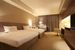 Hung's Mansion - Room