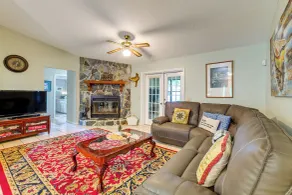 Waterfront Deck & Private Dock! Rainbow River Home - Interiör