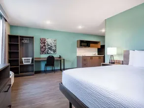 ECHO Suites Extended Stay by Wyndham Indianapolis AmeriPlex - Chambre