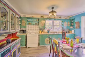 Colorful Bakersville Cottage: Views, Pets Allowed! - Interiør
