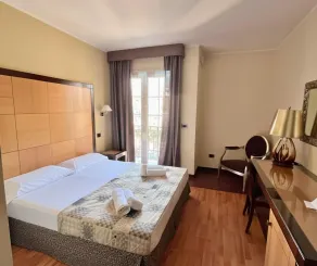 Regent Beach Hotel & Apartments - Chambre