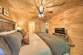 Blue Ridge Hideaway w/ Fire Pit & Mtn Views! - Intérieur