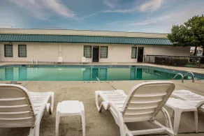 Quality Inn & Suites Hanes Mall - Piscine