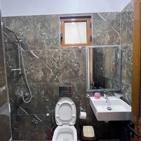 Green Garden Villa - Baño
