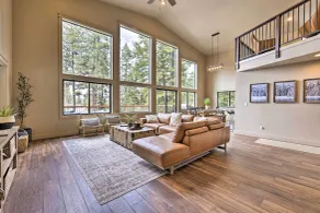 Family-friendly Cabin: Pool Access, Bikes & Games - Intérieur
