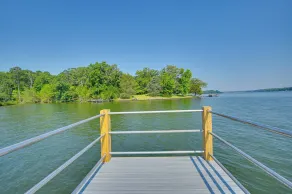 Steps to Marina! Lake Greenwood Home w/ Patios - Innvendig