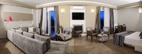 Maison Hotel - Room