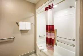 Red Roof Inn PLUS+ Boston - Logan - Salle de bain