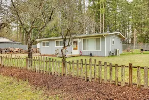 6 Mi to Lake Meridian Park: Auburn Home w/ Yard - Interiør