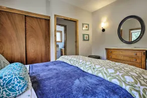 Great for Couples! Cape Cod Cottage 2 Mi to Beach - Intérieur