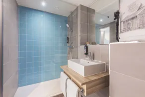 Holiday Inn - the niu, Yen Hamburg City by IHG - Salle de bain