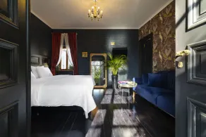 Unfound Door - Design Hotel - Room