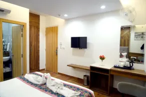 Hotel Luxurio - In-House Barista Cafe, Near Golden Temple Amritsar - Rum