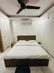 Lotustar Hotel - Rum