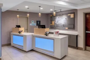 Holiday Inn Express & Suites Colorado Springs-Airport by IHG - Réception