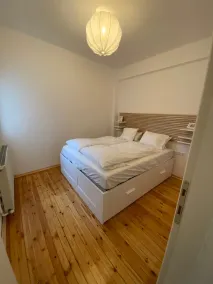 Modern, centrally located apartment - Room
