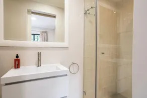 Vino Self Catering Apartment - Bad