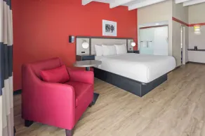 Ramada by Wyndham Parsippany - Chambre