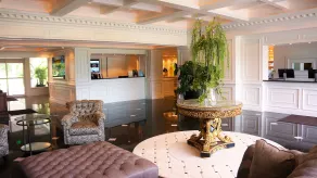 The Grand Resort - Hall