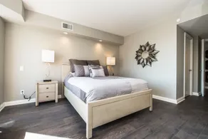 QuickStay - Premium 2bdrm in Yorkville (Yonge & Bloor) - Chambre