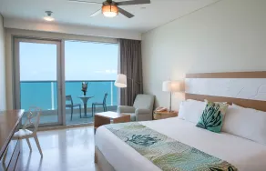 Las Americas Torre Del Mar - Room