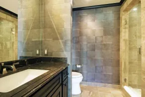 Iconic 5 Bedroom Penthouse at the Ritz-Carlton - Bad