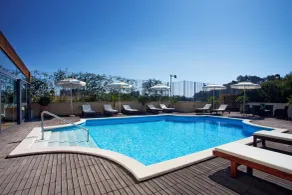 Holiday Inn - Piscina