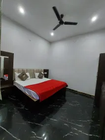 Hotel Shree Ram Bhagwan - Room