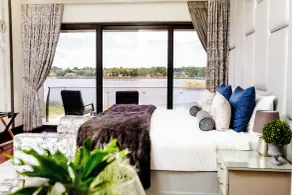 One O Eight Boutique Hotel - Zimmer
