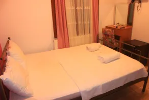 yeni kalamari  otel büyükada - Rom