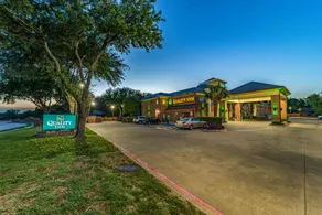 Quality Inn West Plano - Dallas - Udendørsområde