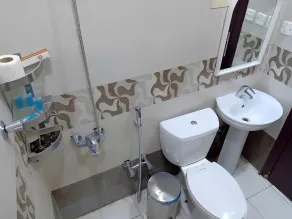 Evan Suites Serviced Apartments - Bathroom