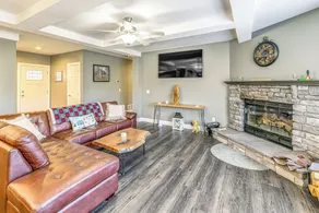 Mountain Views & Brook Access: Home in Arkville! - Interiör