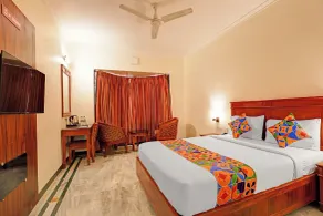 Fabhotel Grand Palace - Near to airport - Chambre