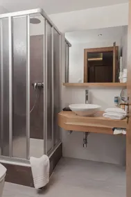 Hotel Kreuz - Baño