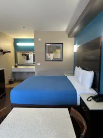 Crystal Palace Inn - Chambre