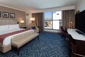 Higgins Hotel, Official Hotel of The National WWII Museum, Curio Collection by Hilton - Chambre