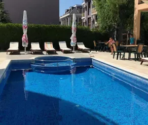 Serenity - Pool