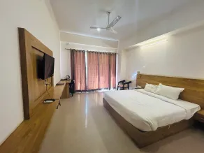 The Dhawala Resort  - Rum
