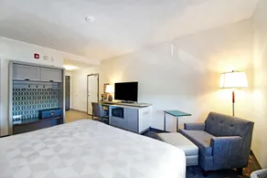 Holiday Inn Hotel & Suites - Calgary Airport North by IHG - Chambre